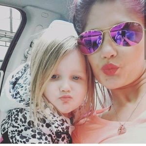 Meet your Posher, Jayme